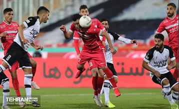 دیدار تیم های فوتبال پرسپولیس و هوادار 30