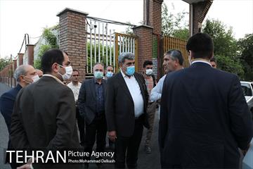 بازدید شهردار تهران از ضلع جنوبی خیابان استاد معین در پادگان جی 1