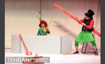 نمایش مخ پریشون های شلم‎ 5