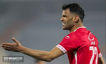 دیدار تیم های فوتبال پرسپولیس و گل گهر سیرجان 24