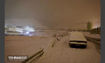 بارش برف زمستانی در معابر شمالی پایتخت - 1 12