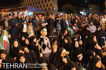 بزرگترین سفره حضرت رقیه(س) در میدان امام حسین(ع) 9