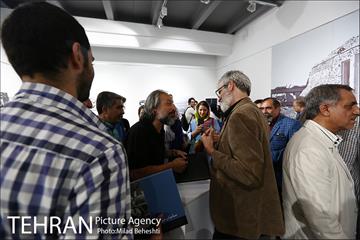 آیین گشایش نمایشگاه عکس ساسان مویدی و رونمایی از مجموعه کتب عکاسان جنگ 8
