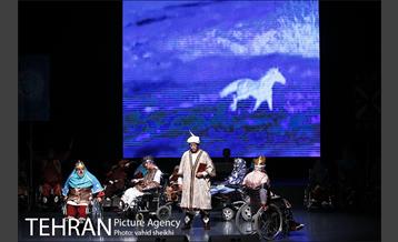 نمایش فاخر رستم و سهراب 9