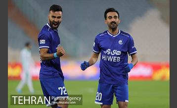 دیدار تیم‌های فوتبال استقلال و آلومینیوم اراک  19