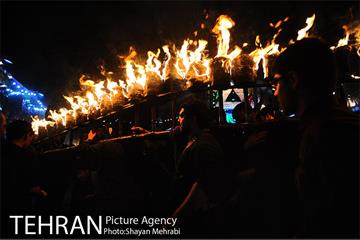 مشعل‌گردانی در دولت آباد تهران 39