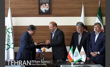 امضاء تفاهم‌نامه میان شهرداری تهران و وزارت فرهنگ و ارشاد اسلامی 15