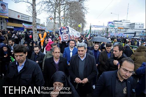 حضور شهردار تهران در راهپیمایی یوم الله 22 بهمن 14