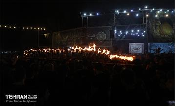 آیین مشعل‌گردانی در دولت آباد تهران 5
