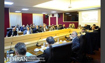 جلسه شورای معاونان، مشاوران و شهرداران با حضور شهردار تهران 4