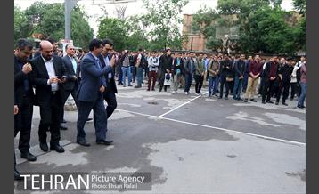 بازدید دکتر حسینی مکارم سرپرست شهرداری تهران از دبیرستان همت 2