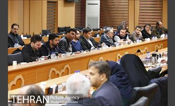 نشست صمیمی مهندس یزدانی با اصحاب رسانه  8