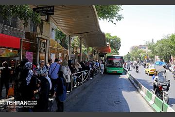 سریع، ارزان، قرمز 16