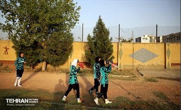 آکادمی فوتبال بانوان 27