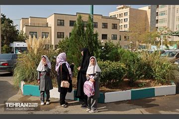 آیین بازگشایی مدارس استثنائی و بهره برداری از ناوگان سرویس این مدارس 55