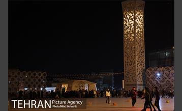 نورافشانی میدان امام حسین به مناسب سالروز پیروزی انقلاب اسلامی  1