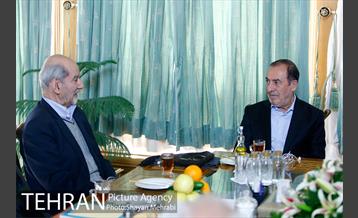 نشست شهرداران تهران پس از انقلاب 30