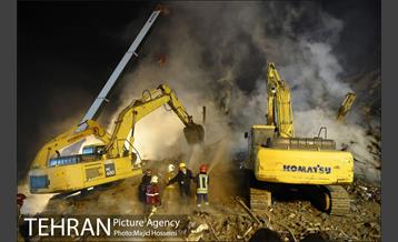 سومین شب عملیات امداد ونجات حادثه پلاسکو 8