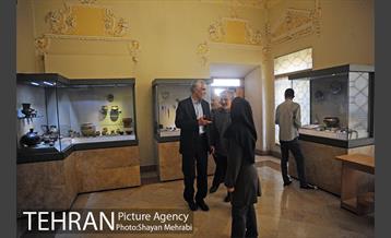 بازدید شهردار تهران از موزه مقدم به مناسبت روز تهران 4