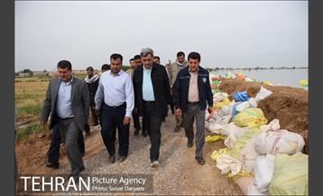 بازدید شهردار تهران ازمناطق سیل زده خوزستان 7