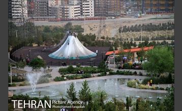 عصر تابستانی در بوستان آبشار تهران 3