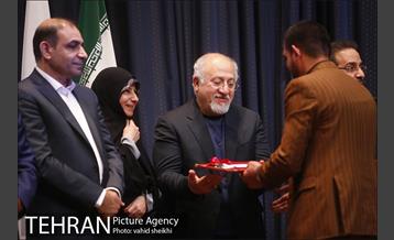 آیین اهدا ماشین آلات تهیه شده توسط شهرداری تهران به مناطق زلزله زده استان کرمانشاه 32