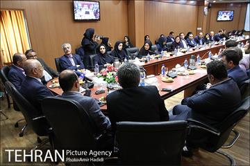 نشست خبری مدیر عامل فروشگاههای شهروند 8