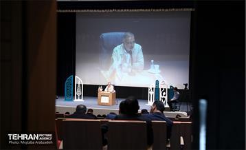 سخنرانی شهردار تهران در دانشگاه الزهرا(س)