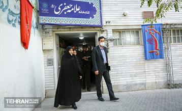 حضور نرگس معدنی پور در منطقه 5