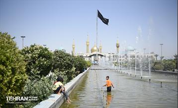 حضور مردم در مرقد امام خمینی(ره) 14