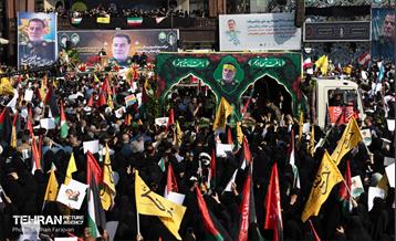 مراسم تشییع پیکر شهید سردار عباس نیلفروشان - 2 23