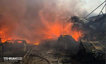 حریق در بازار آهن شادآباد 20