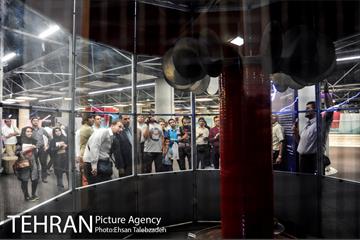 شبگردی اصحاب رسانه در باغ کتاب تهران 11