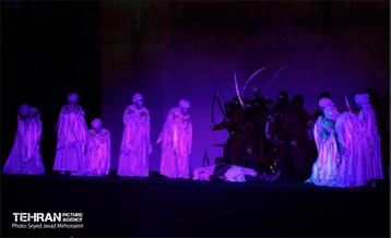 رونمایی از نماد فاتح خیبر و اجرای نمایش بزرگ میدانی فتح خیبر 25