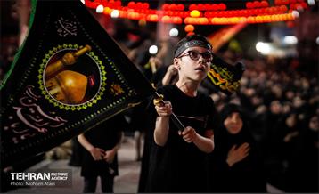 عزاداری شب چهارم محرم در هیئت ریحانة الحسین 49