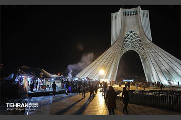 برج آزادی میزبان مسافران نوروزی 2