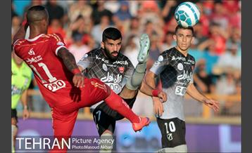 دیدار تراکتورسازی و پرسپولیس در لیگ برتر فوتبال 1