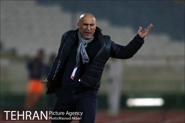 دیدار تیم های فوتبال سایپا و استقلال