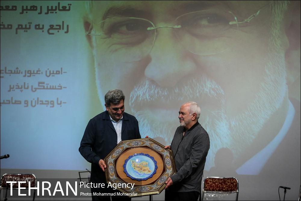 تجلیل شهردار تهران از محمدجواد ظریف 27