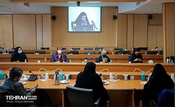 نشست خبری مشاور شهردار و مدیرکل امور بانوان شهرداری تهران 17