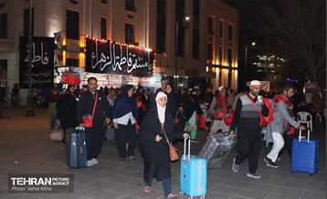 چایخانه‌ حضرت زهرا (س) در میدان راه‌آهن 1