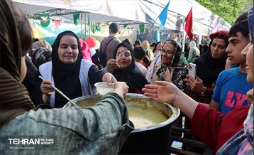 پردیس فرهنگی و موکب امام رضایی‌ها منطقه۴  21