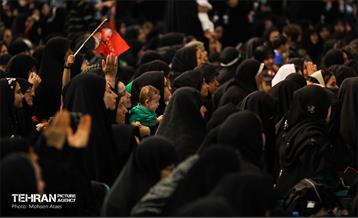 مراسم شیرخوارگان حسینی در مصلای تهران 32