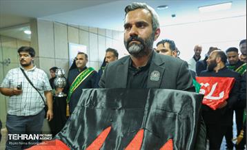 آیین سلام بر محرم