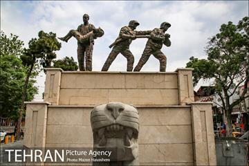 شهرنگار؛ میدان حسن آباد 24