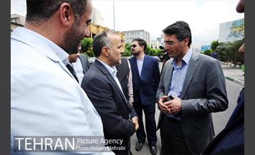 رونمایی از دیوار نگاره قدس در بزرگراه مدرس 7