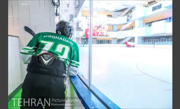 مسابقات هاکی رو یخ 19