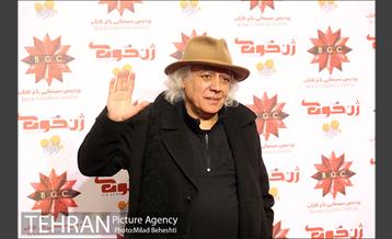 اکران خصوصی ژن خوک 4