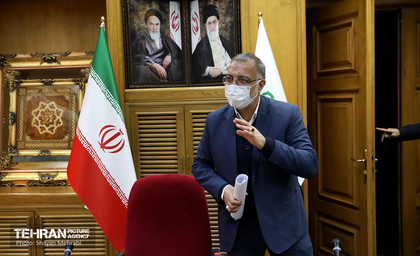 نشست بررسی آسیب‌های اجتماعی با حضور شهردار تهران 32