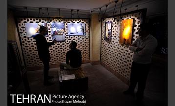 نمایشگاه عکس نشان بی نشان در نگارستان شهر‎ 18